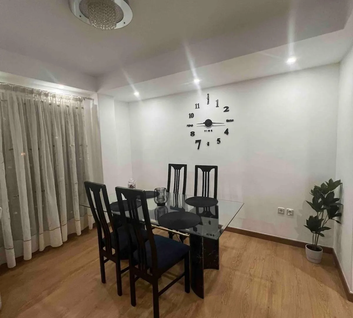 Apartamento En El Centro De Alcobendas Spain